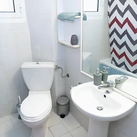 Agias Sofias Promenade *