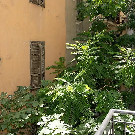 Agias Sofias Promenade Soluň