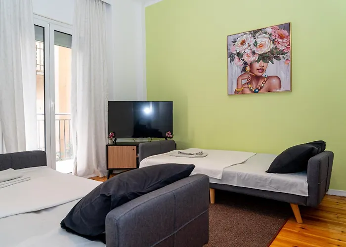 Agias Sofias Promenade Daire *