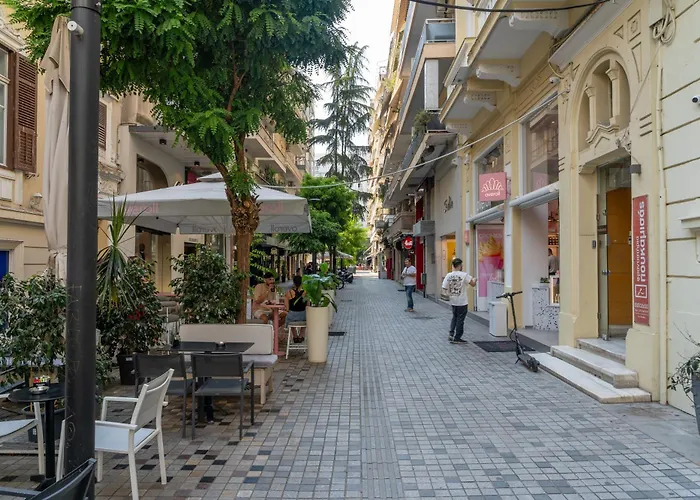 Agias Sofias Promenade דירה *