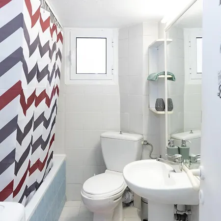 Agias Sofias Promenade *