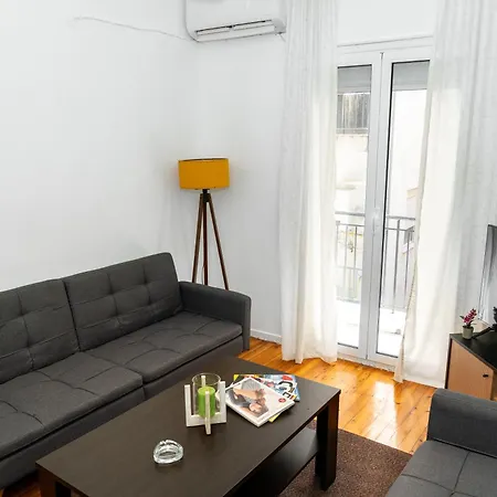 Agias Sofias Promenade